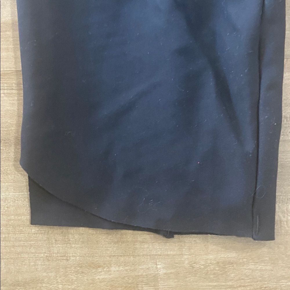 Altered - Athleta Black Performance Top with Subtle Logo - Picture 5 of 9
